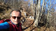 33 Sempre in salita nel bosco anche di faggi